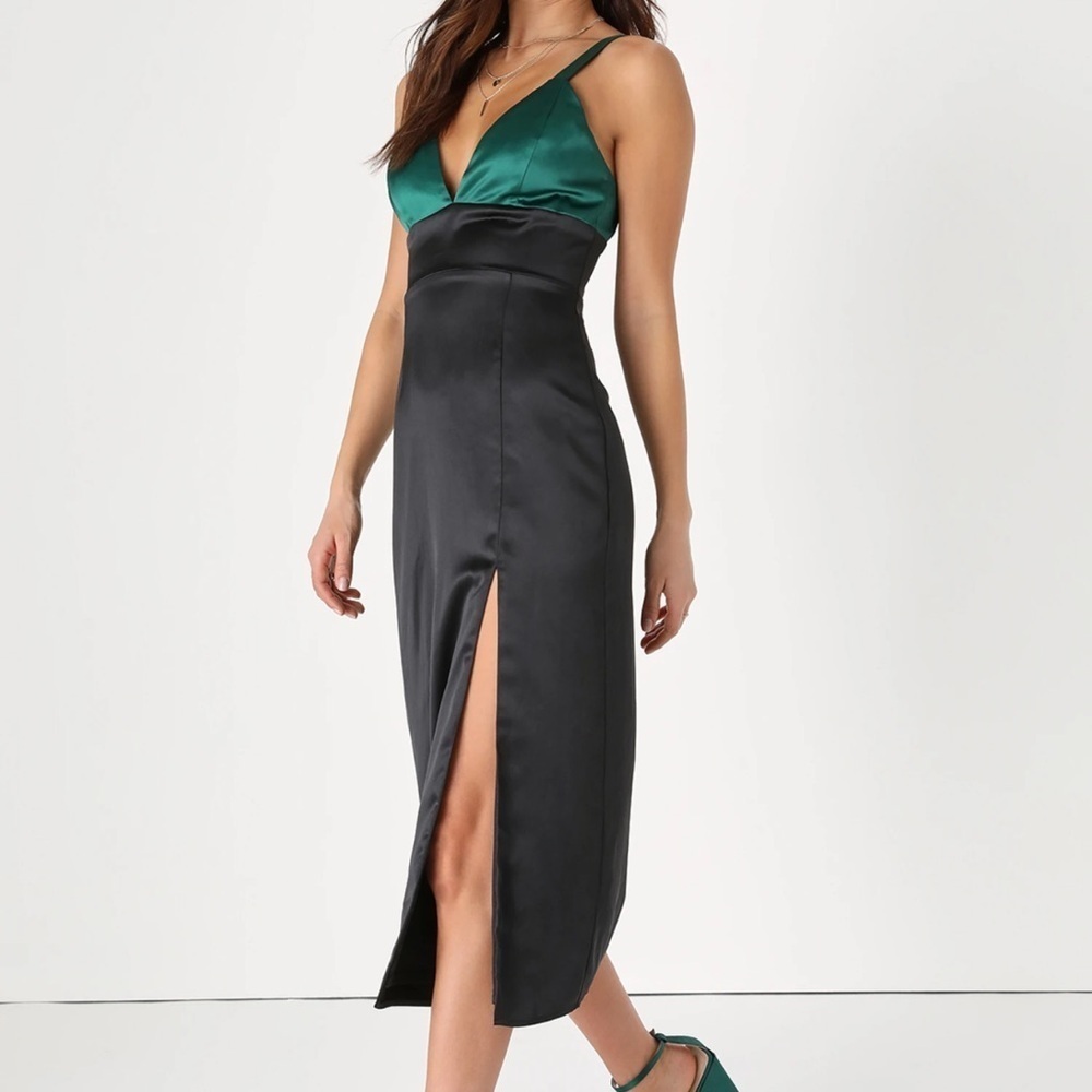 Lulus Modern Moments Green and Black Color Block Satin Midi Dress